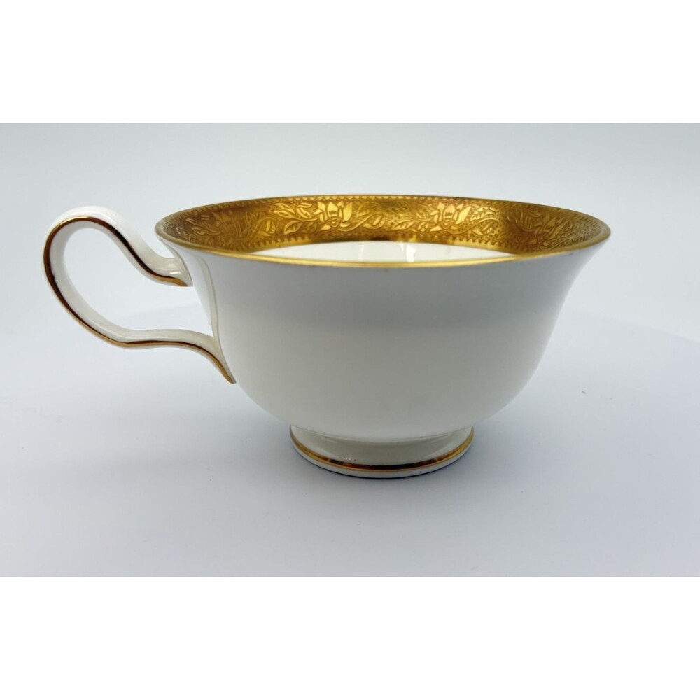 Wedgwood ASCOT Peony Shaped Footed Tea Cup Gold Encrusted England